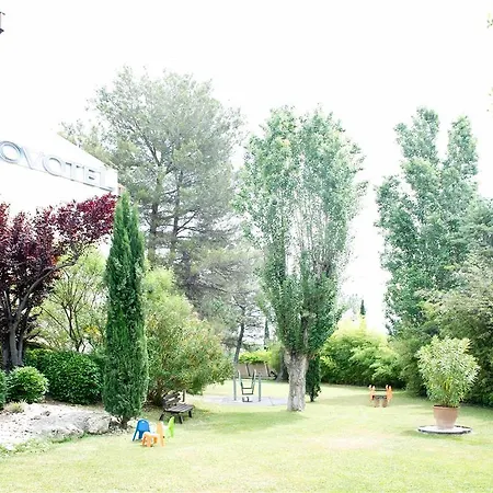 Отель Mercure Aix En Provence Beaumanoir