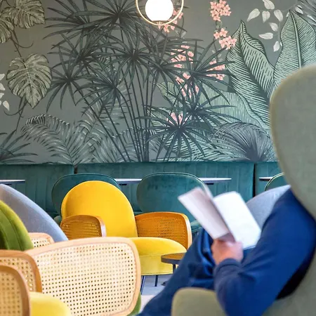 Отель Mercure Aix En Provence Beaumanoir 4*
