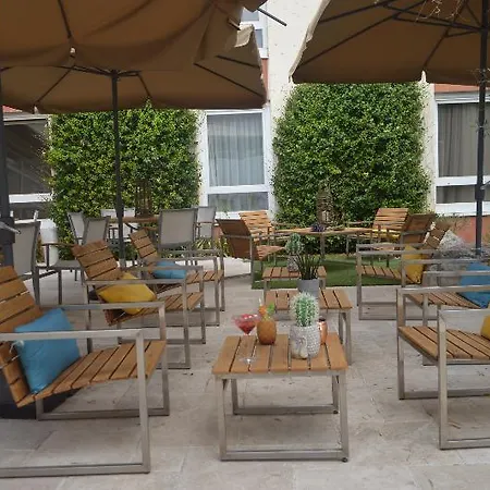 Novotel Beaumanoir Hotel 4*
